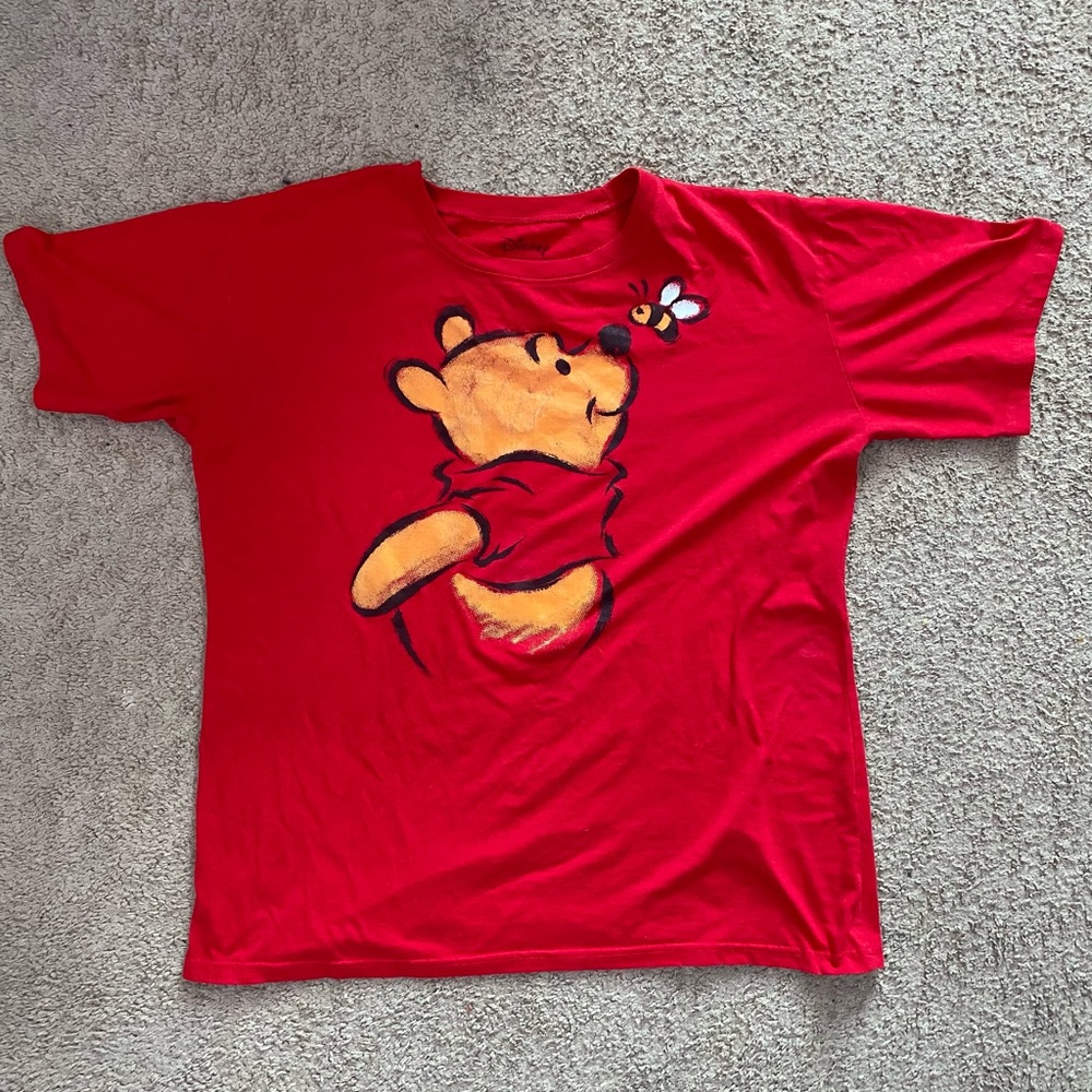 Winnie the Pooh Graphic Shirt Men’s Large